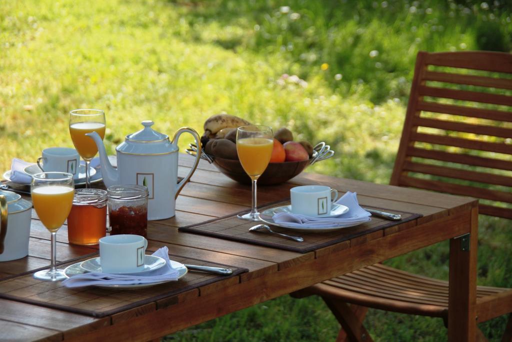 Bed and Breakfast Domaine de Lamassas à Hautefage-la-Tour Extérieur photo